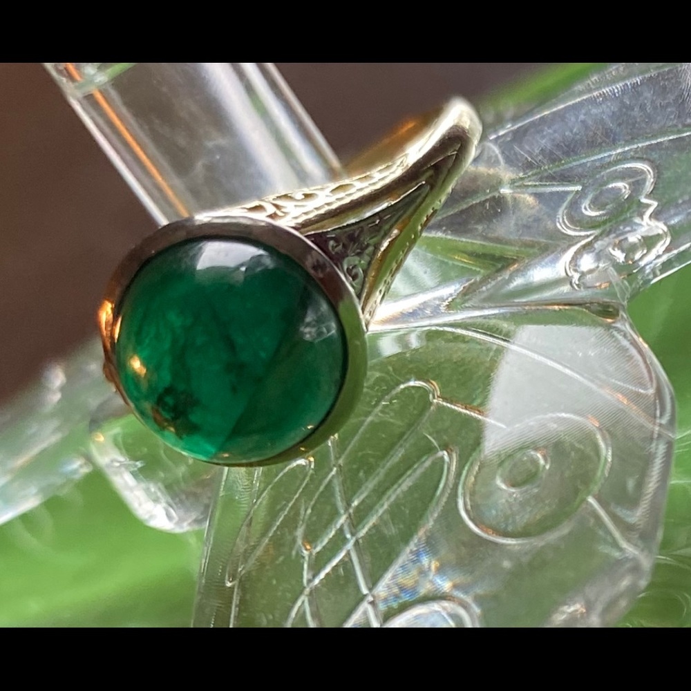 Art Deco Emerald Cabochon Ring - Picture 5 of 13